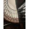 Wendeltreppen aus Gusseisenmetall, außen und innen